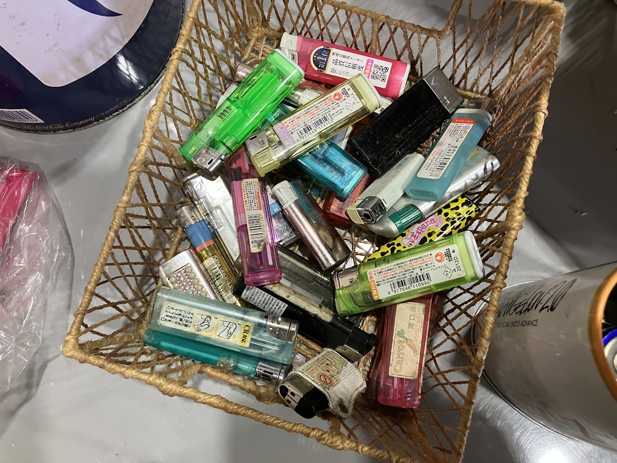 【製造業】長年処分できずにいたライターを処分してもらいました。